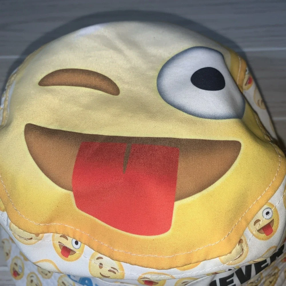 Emoji life Bucket Hat‎ Yellow White One Size